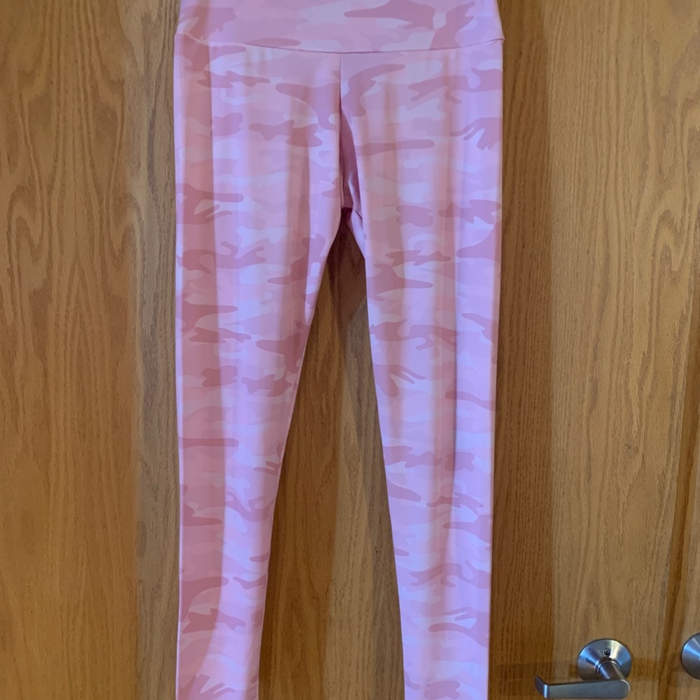 Onzie Camo Leggings